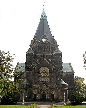 Riesa Elbe Trinitatis church 1897 profile of entrance side district Meißen Saxony photo 2008 Wolfgang Pehlemann Wiesbaden Germany IMG 0022