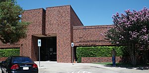 Skillman southwestern library dallas texas 2009-08-22