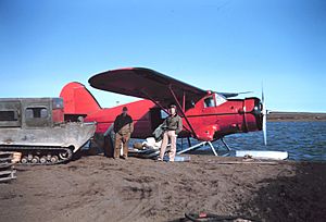Unloading a float plane Nygren