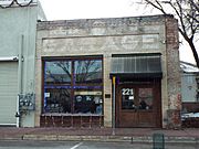 Williams-Red Cross Garage-1913