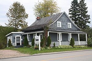 1722 St-Joseph 03