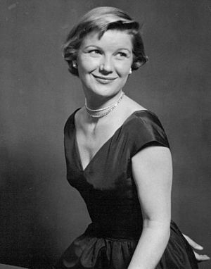 1952 Barbara Bel Geddes.JPG