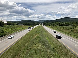 2019-06-25 11 56 33 View east along Interstate 64 from the overpass for Lyndhurst Road in Waynesboro, Virginia