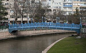 Bridge over Porsuk, Eskişehir 01 (cropped)