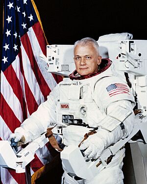 Bruce McCandless II.jpg