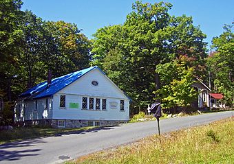 Cragsmoor, NY, library and historical museum.jpg