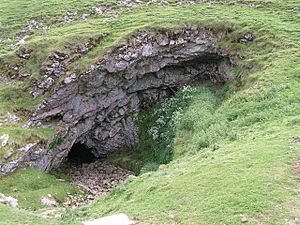Giant's Hole - geograph.org.uk - 188041