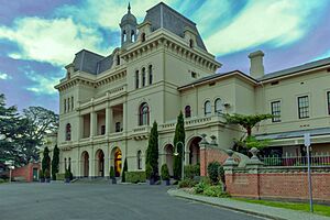 Kew Asylum