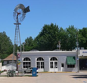 Kregel Windmill Factory from S 3.JPG