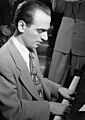 Lennie Tristano 1947 (Gottlieb) (cropped)