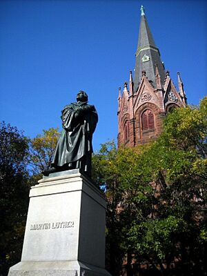 Luther Place Memorial Church - Martin Luther statue