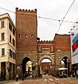 Milano, antica porta ticinese, 01