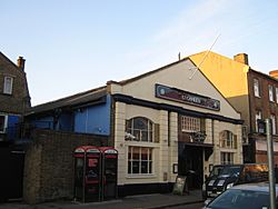 O'Neills Public House, Bromley - geograph.org.uk - 2180692.jpg