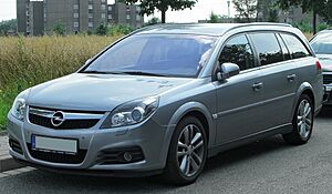 Opel Vectra C Caravan Facelift front 20100711