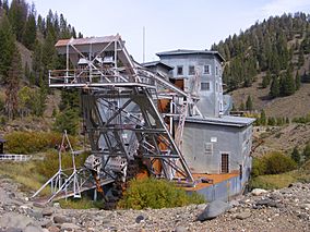 Yankee Fork gold dredge.jpg