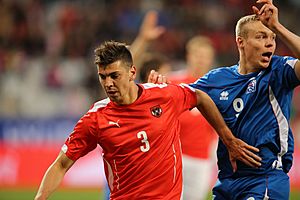 2014-05-30 Austria - Iceland football match, Aleksandar Dragović 0342