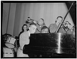 Art Hodes, Henry Allen, Pete Johnson, Lou McGarity, and Lester Young, National Press Club, Washington, D.C., ca. 1940 (William P. Gottlieb 03601).jpg