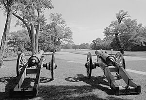 Colonial Parkway, Fusileir's Reboubt Overlook (York County, Virginia)
