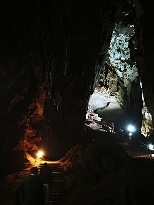 Echo Caves Madonna Chamber