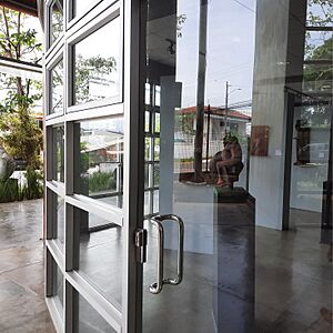 Entrance to art gallery at the Escueal Municipal de Artes Integradas, Santa Ana, Costa Rica