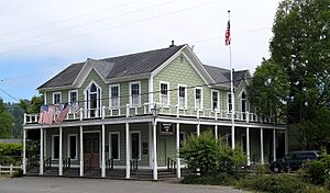 Hinds Hotel, 306 Bohemian Hwy., Freestone, CA 7-5-2010 3-22-41 PM