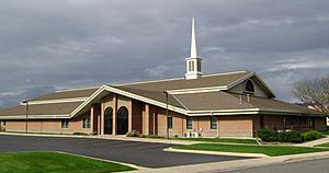 LDS stake center in West Valley City, Utah (cropped)