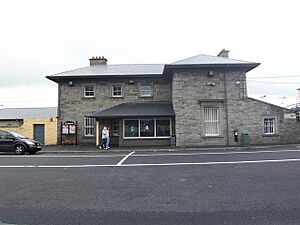 Longford Railway Station - geograph.ie - 919117