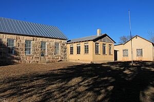 Luckenbachschool1
