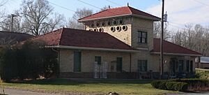 Mackinaw, Illinois depot from NE