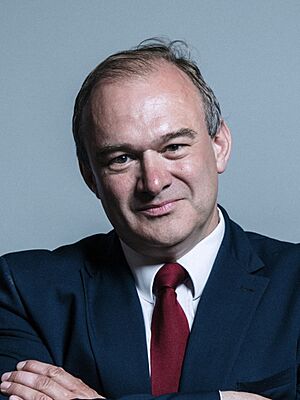 Official portrait of Sir Edward Davey crop 2