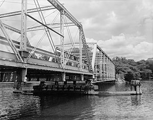 Saugatuck River Bridge, Spanning Saugatuck River at Route 136, Westport (Fairfield County, Connecticut).jpg