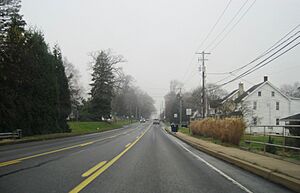 Westbound US 30 through Leaman Place