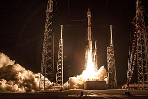 United Launch Alliance’s 100th launch, an Atlas V 421 flying the Morelos-3 communications satellite (22066314591)