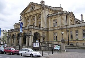 Cheltenham.town.hall.arp