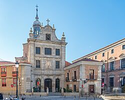 Exterior of the Iglesia Arzobispal Castrense 2022.jpg