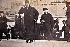 Former Ottoman Sultan Mehmed VI arrives in Malta on a British warship. 9 Dec 1922
