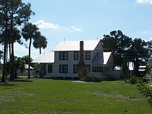 Immokalee FL Roberts Ranch bldg01