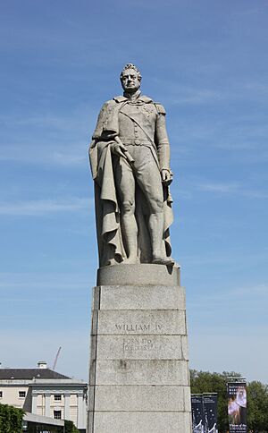 King William IV statue (8844765795)