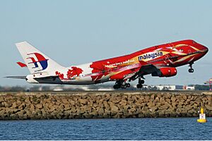 Malaysia Airlines Boeing 747-400 Hibiscus SYD Monty