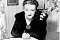 Maria-Grever-composing-music