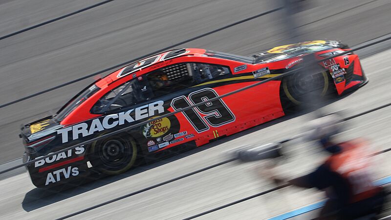 Martin truex jr. (50264994881)