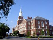 McMicken Hall, University of Cincinnati, 2005-08-19