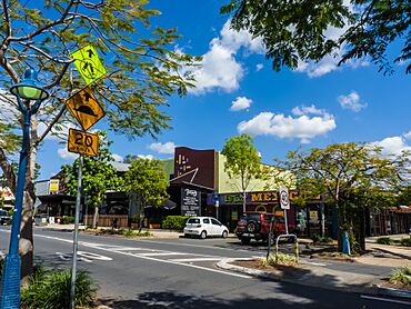 Mitchelton SCIP Blackwood St Mitchelton P1270614.jpg