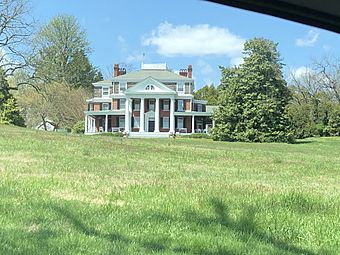 Oakdale Manor.jpg