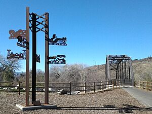 Santa Clara River Truss Bridge with signpost