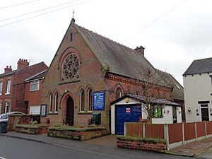 Scholes Methodist Church, Main Street, Scholes (18th January 2014) 002