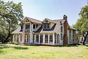 Stuart House Strawn Wiki (1 of 1)
