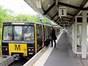 Tyne & Wear Metro Train at Newcastle Airport Station (geograph 5893096)