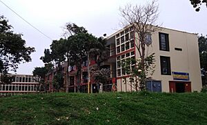 UNMSM Residencia Universitaria 2019 - Vista lateral