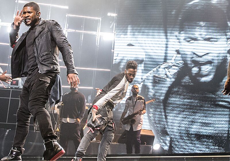 Usher SAP Arena (cropped)